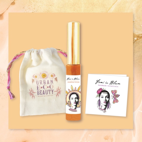 Sunshine Bronze Sheer Shimmer Organic Lip Gloss Plumper Treatment - Picture 3 of 13